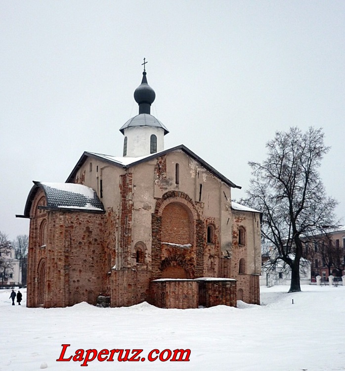 cerkov Paraskevy v Velikom Novgorode