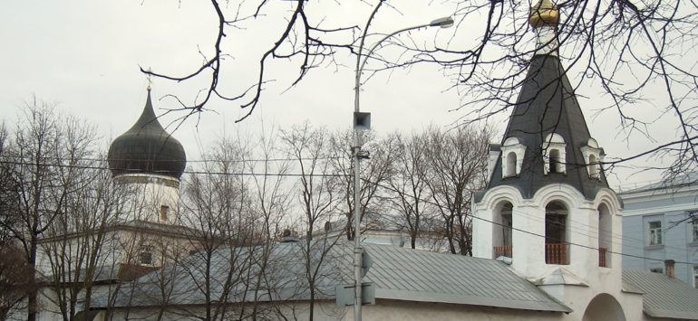 Церковь Михаила и Гавриила Архангелов с Городца — Псков, улица Советская, 18