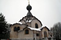 Во Флёнове отреставрировали церковь, украшенную Рерихом