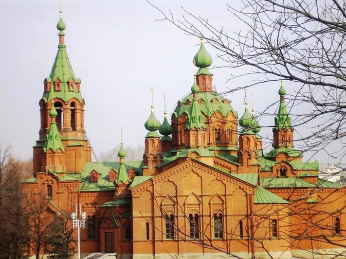 В Челябинске разрушается Александро-Невский собор
