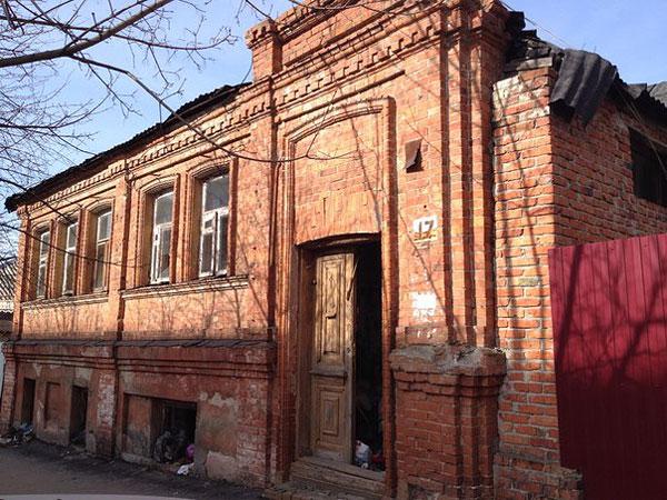 В Курске обрушилась стена объекта культурного наследия