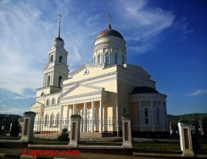 Троицкий собор — Вольск, площадь Свободы, 2