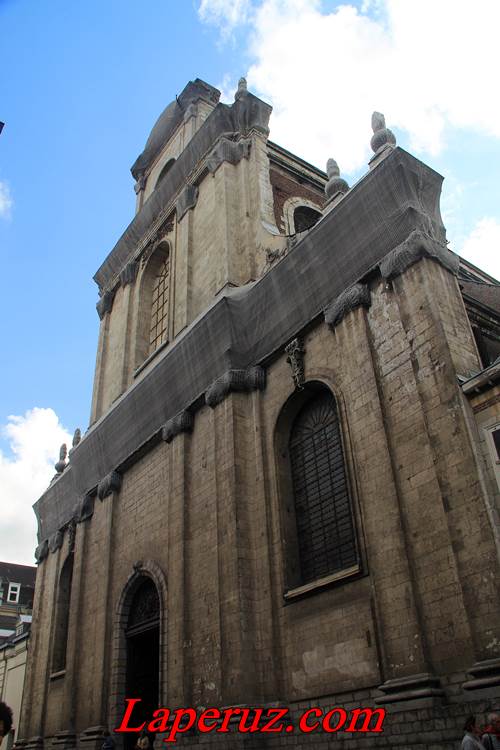 Церковь Сент-Этьен (Eglise Saint-Etienne de Lille) — Лилль, 47 rue de l’Hopital