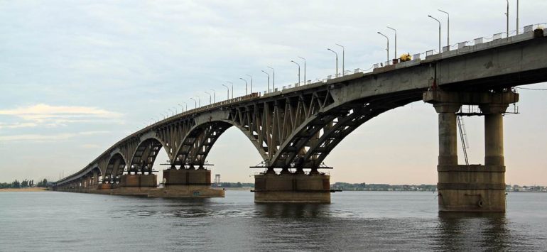 Мост «Саратов-Энгельс»: горбатая звезда советского кино