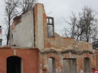 Во Пскове частично разрушен памятник архитектуры