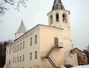 Воротная башня Гостиного двора — Великий Новгород, Ярославово Дворище
