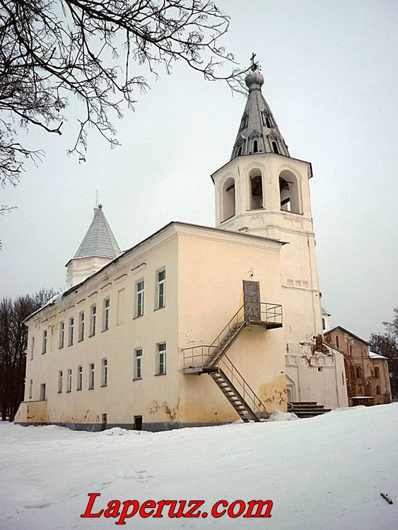 Воротная башня Гостиного двора — Великий Новгород, Ярославово Дворище