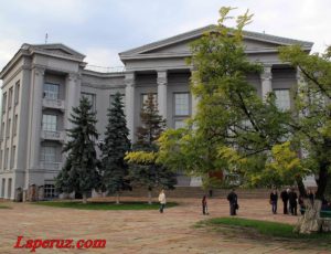 Национальный музей истории Украины — Киев, улица Владимирская, 2