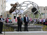 В Перми открыли четырёхметровый памятник пчеле