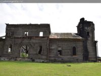 В Новой Осиновке обрушилась колокольня деревянного храма