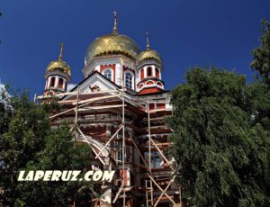 Храм в честь Казанской иконы Божией Матери — Петровск, улица Московская, 120