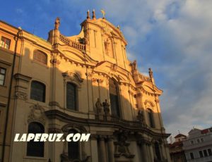 Костёл святого Николая (Kostel svatého Mikuláše) — Прага, Malostranské náměstí