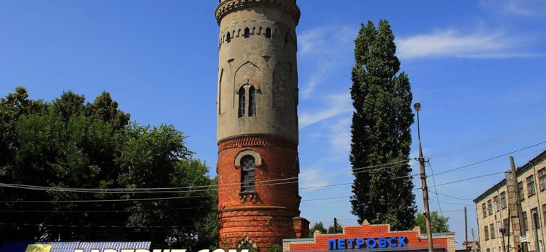 Водонапорная башня — Петровск, улица Железнодорожная, 1