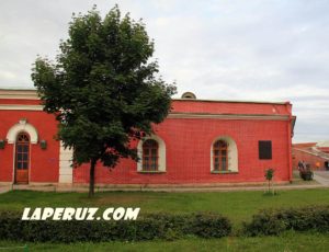 Меншиков бастион — Петропавловская крепость