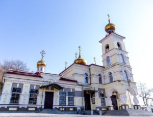 Свято-Никольский кафедральный собор — Владивосток, улица Махалина, 30