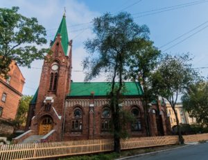 Церковь святого Павла — Владивосток, улица Пушкинская, 14