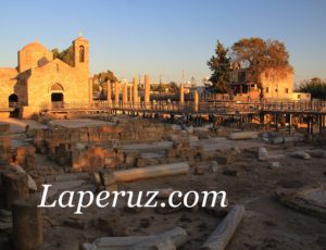 Пафос. Колонна апостола Павла, древний храм и турецкие бани