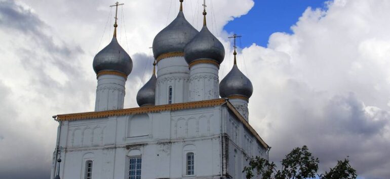 Церковь Спаса на Песках (Спасопесковская) — Ростов, улица Энгельса, 44