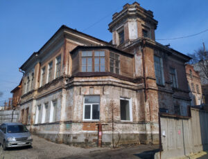 Дом доктора Тенчинского — Владивосток, улица Уборевича, 36