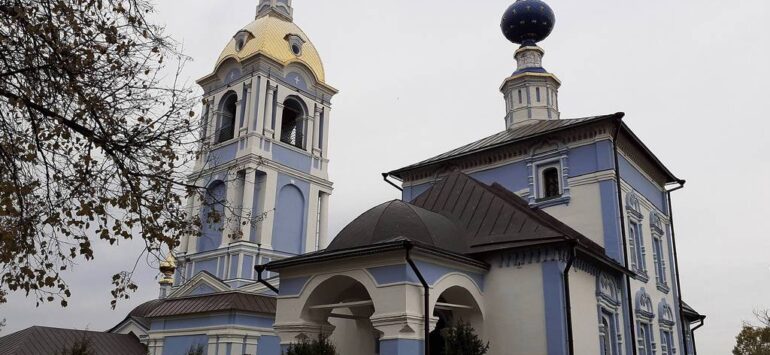 Церковь Знамения на Мжаре — Суздаль, улица Ленина