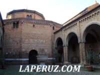 Храм Гроба Господня (La basilica del Sepolcro) — Болонья, Piazza Santo Stefano, 40125