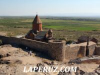 Путешествие почти к центру Земли. Монастырь Хор Вирап в Армении
